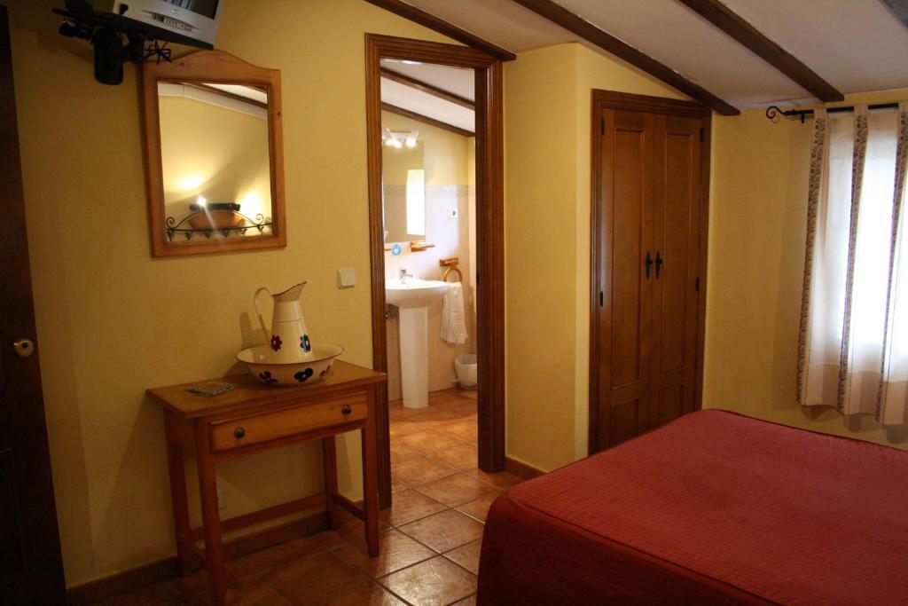 Hostal La Balquina Chinchón Exterior foto